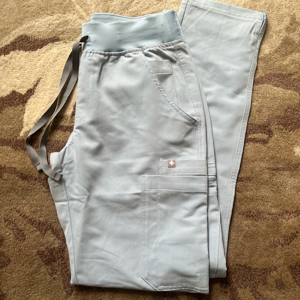 Figs- Yola with yoga waistband skinny scrub pants - Dusty Blue size S